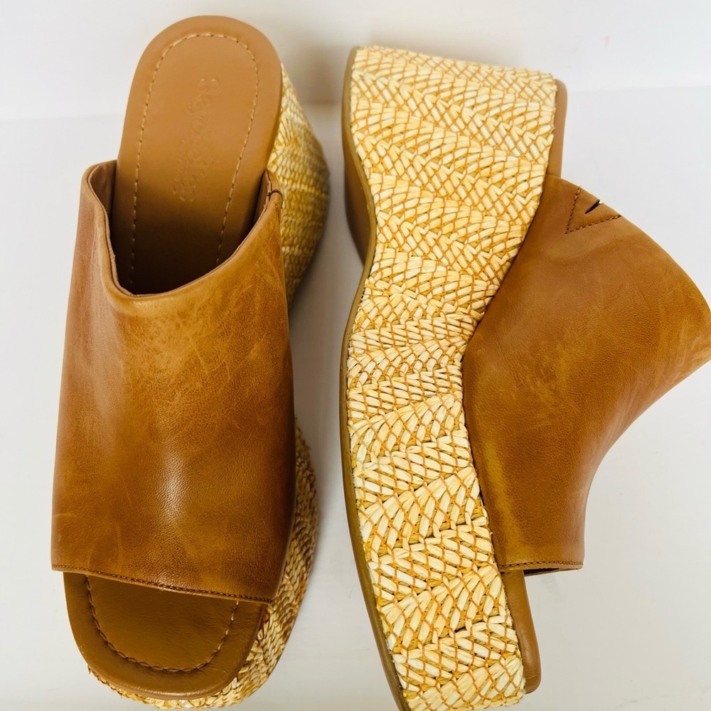 NEW! Seychelles Tulip Leather Wedge Slip On Sandal - Picture 8 of 9
